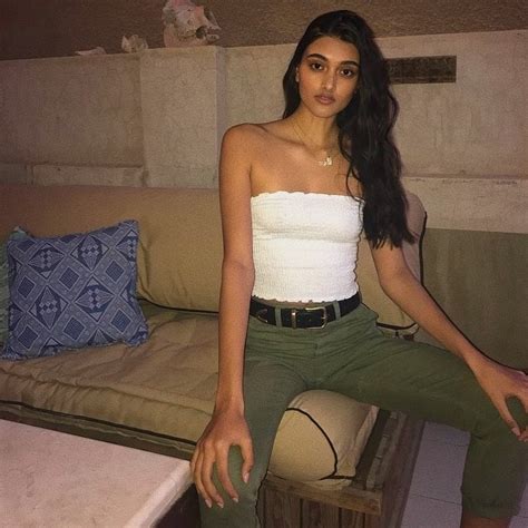 Neelam Gill Nude and Sexy Photo Collection